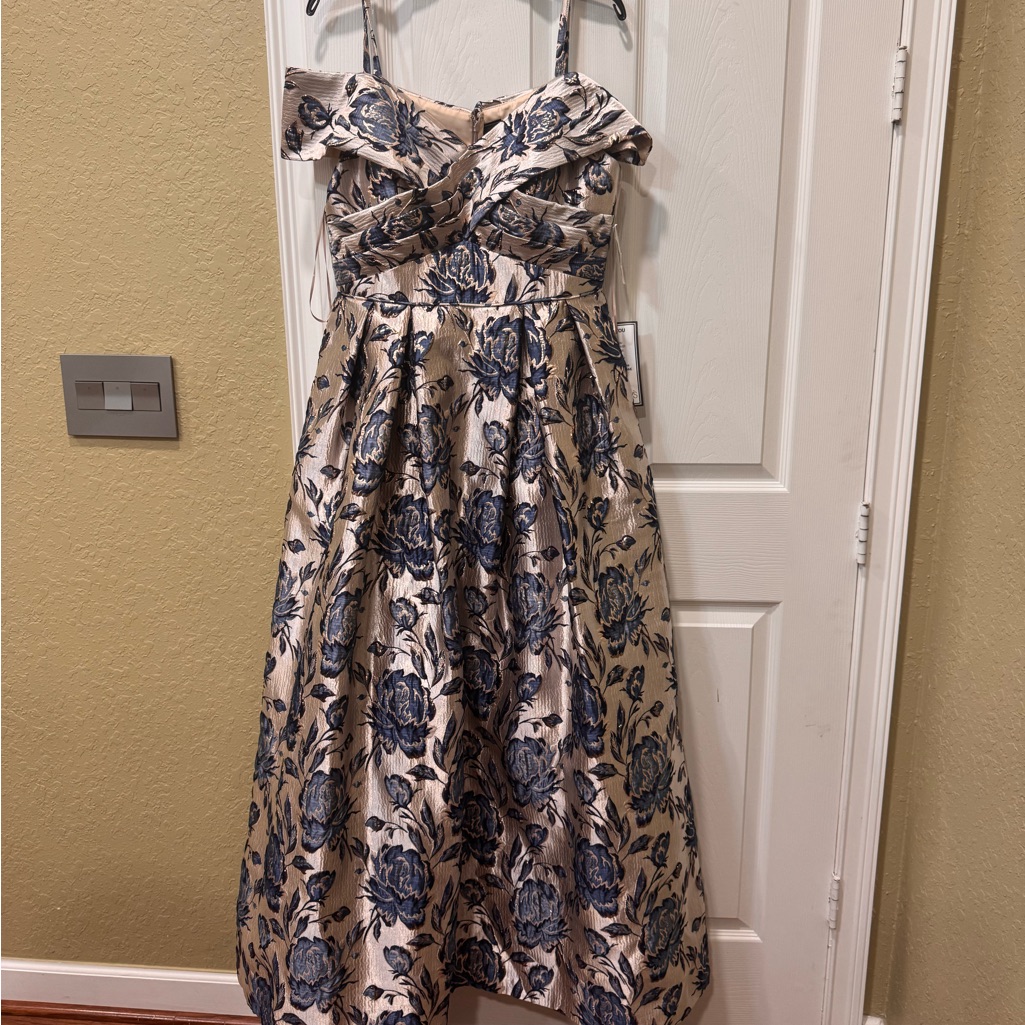 Nightway Dresses Blue Floral Jacquard Metallic Gown